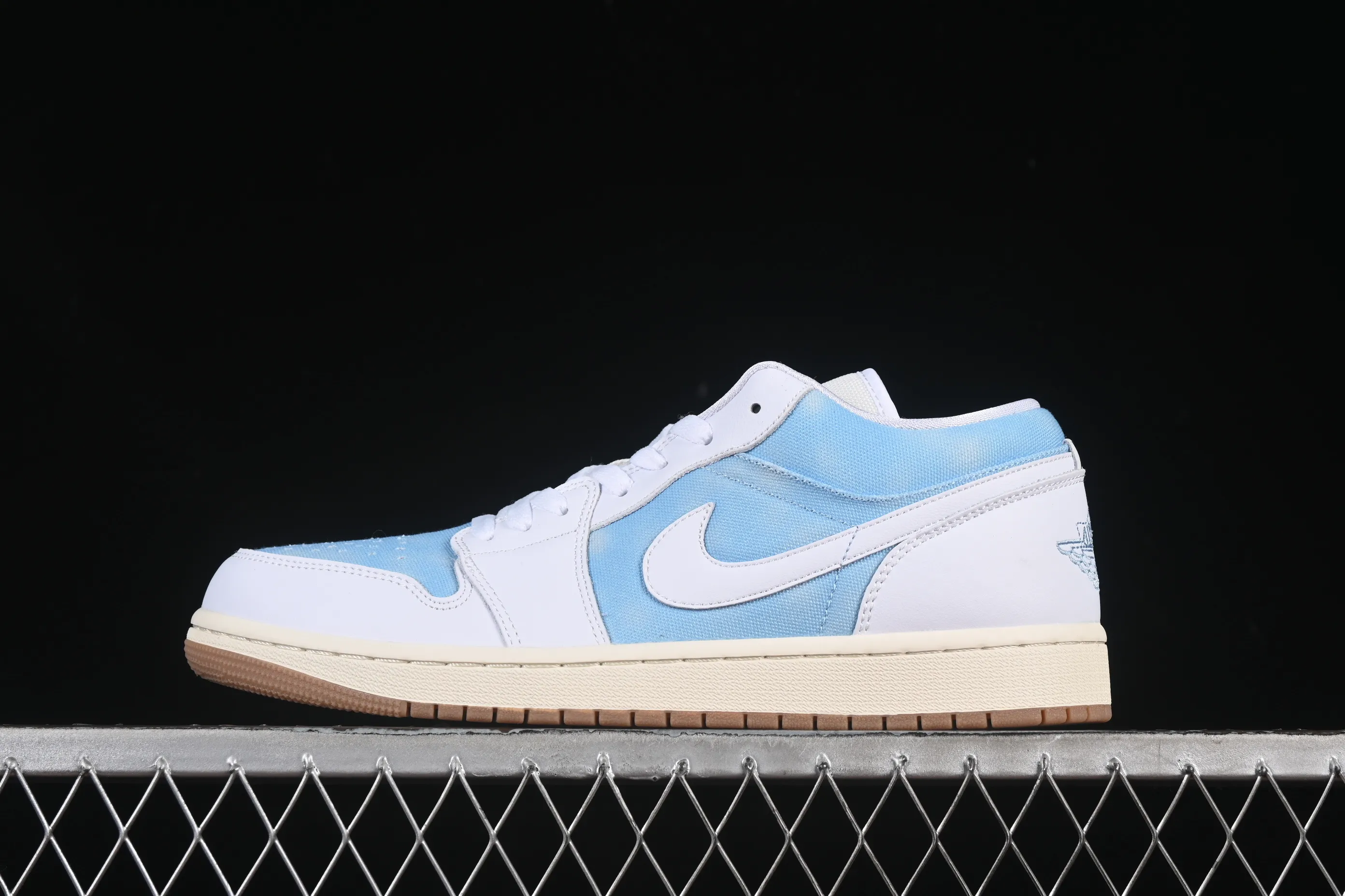 All categories Air Jordan Jordan series basketball shoes Air Jordan 1 Low Air Jordan 1 Low "Worn Blue" AJ1 Jordan 1 denim low-top cultural and casual sneakers HQ2004-400